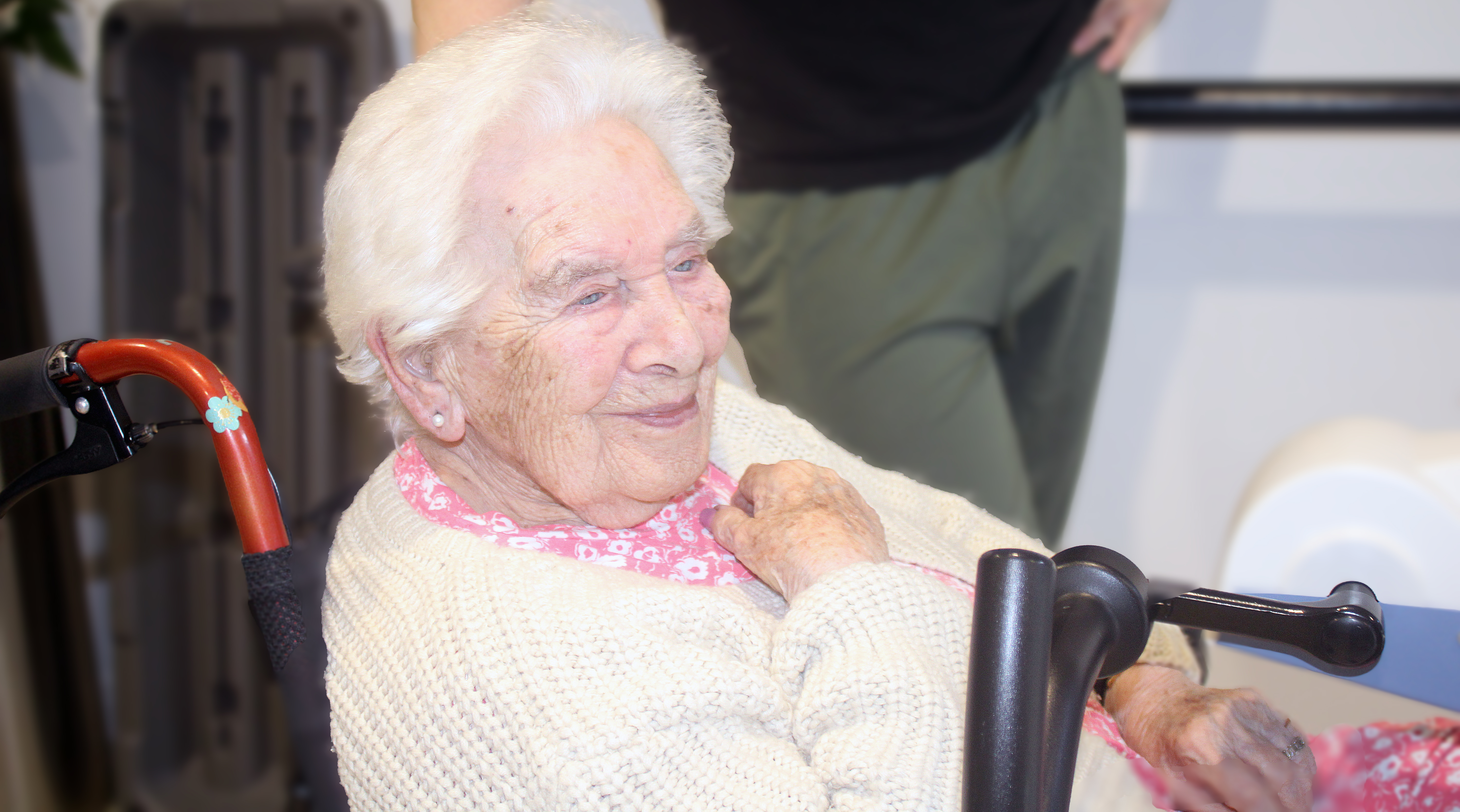 Asset - Belong Morris Feinmann - Lady in wheelchair - nursing